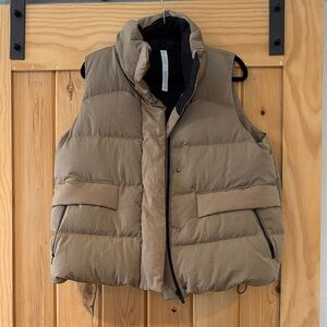 lululemon athletica Puffer Vest